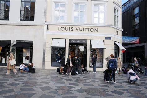 entrepot louis vuitton|louis vuitton online shopping.